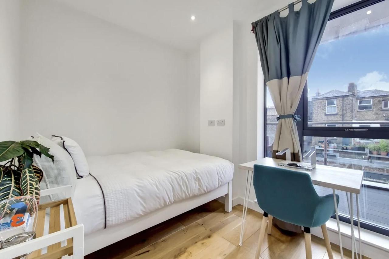 Luxury 2 Bed 2 Bath With Balcony New Build Apartment *South Central London* Exterior photo